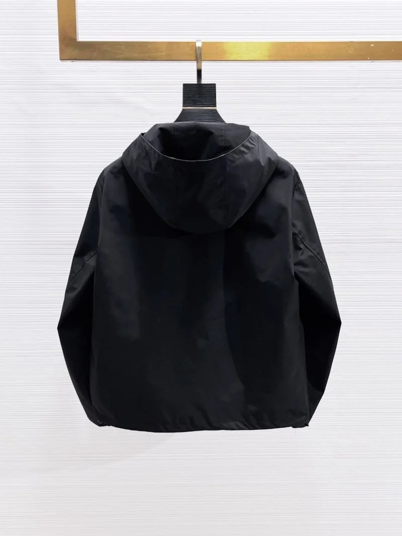 Effortless Prada Outwear 168114