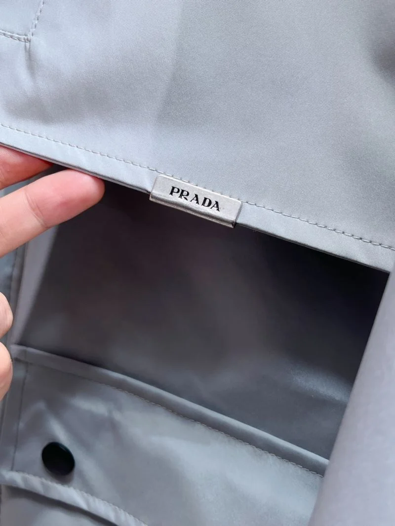 MultiPurpose Prada Outwear 168113