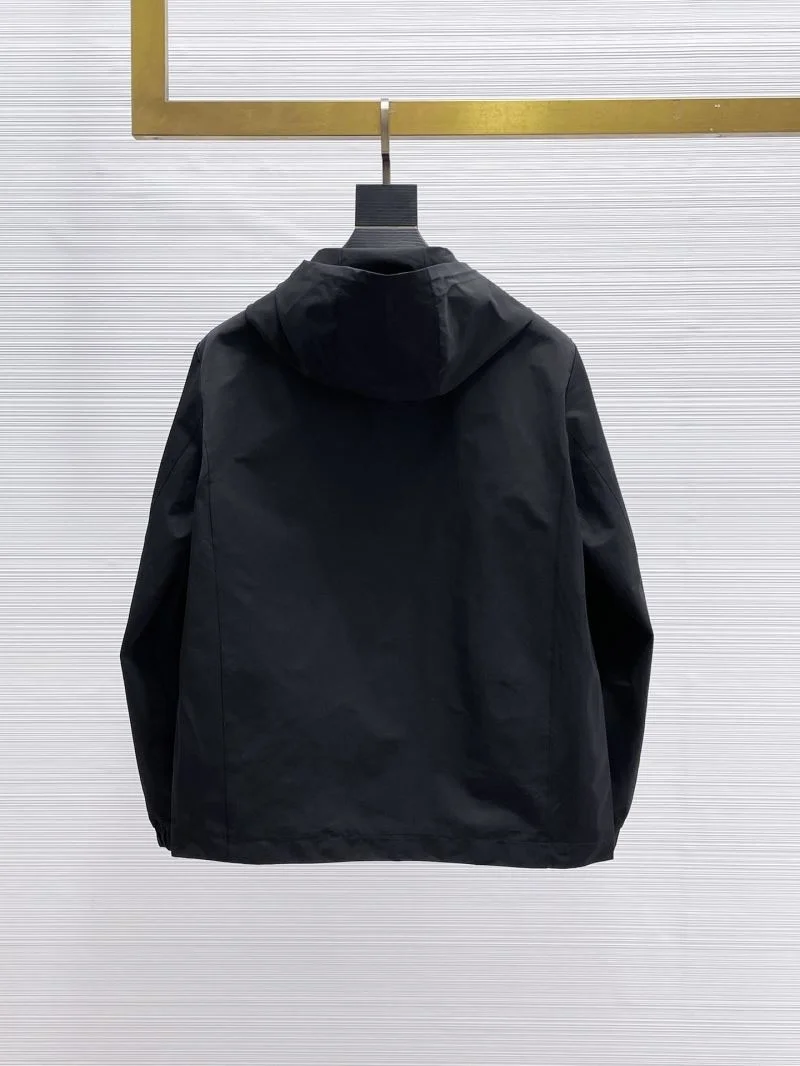 Breathable Prada Outwear 168105