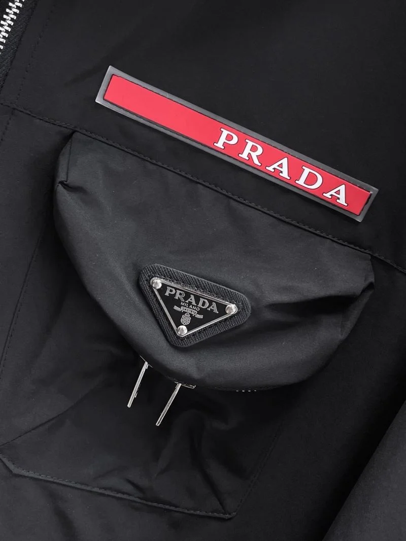 Breathable Prada Outwear 168105