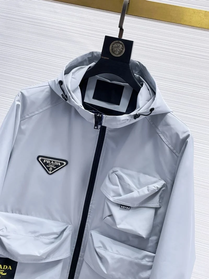 Efficient Prada Outwear 168106
