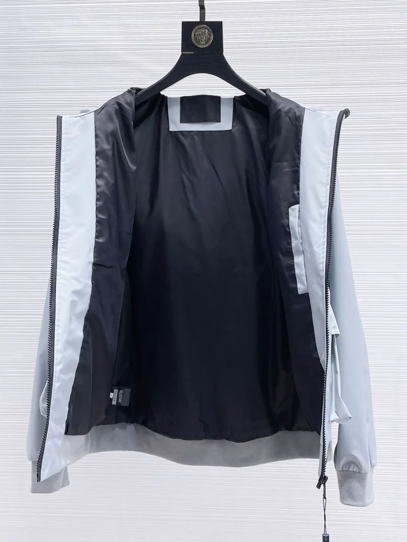 Efficient Prada Outwear 168106