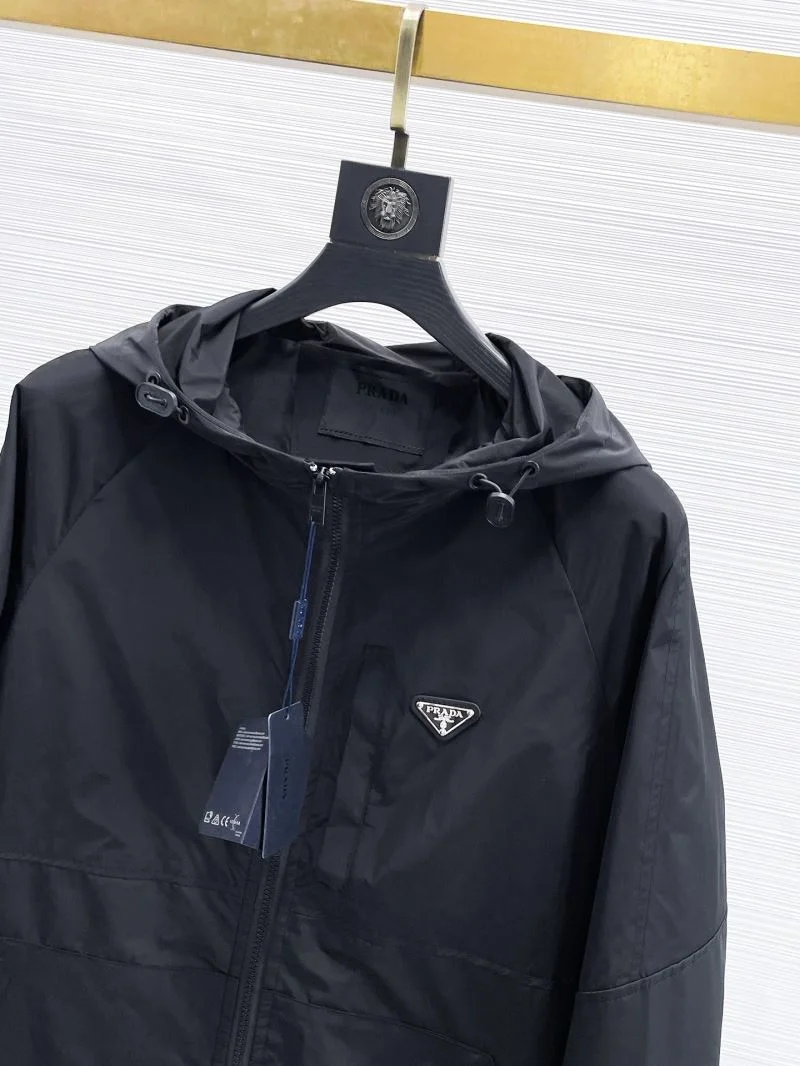Prada Outwear Stylish 168102