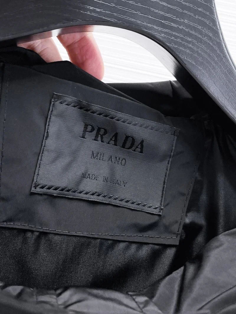 Prada Outwear Stylish 168102