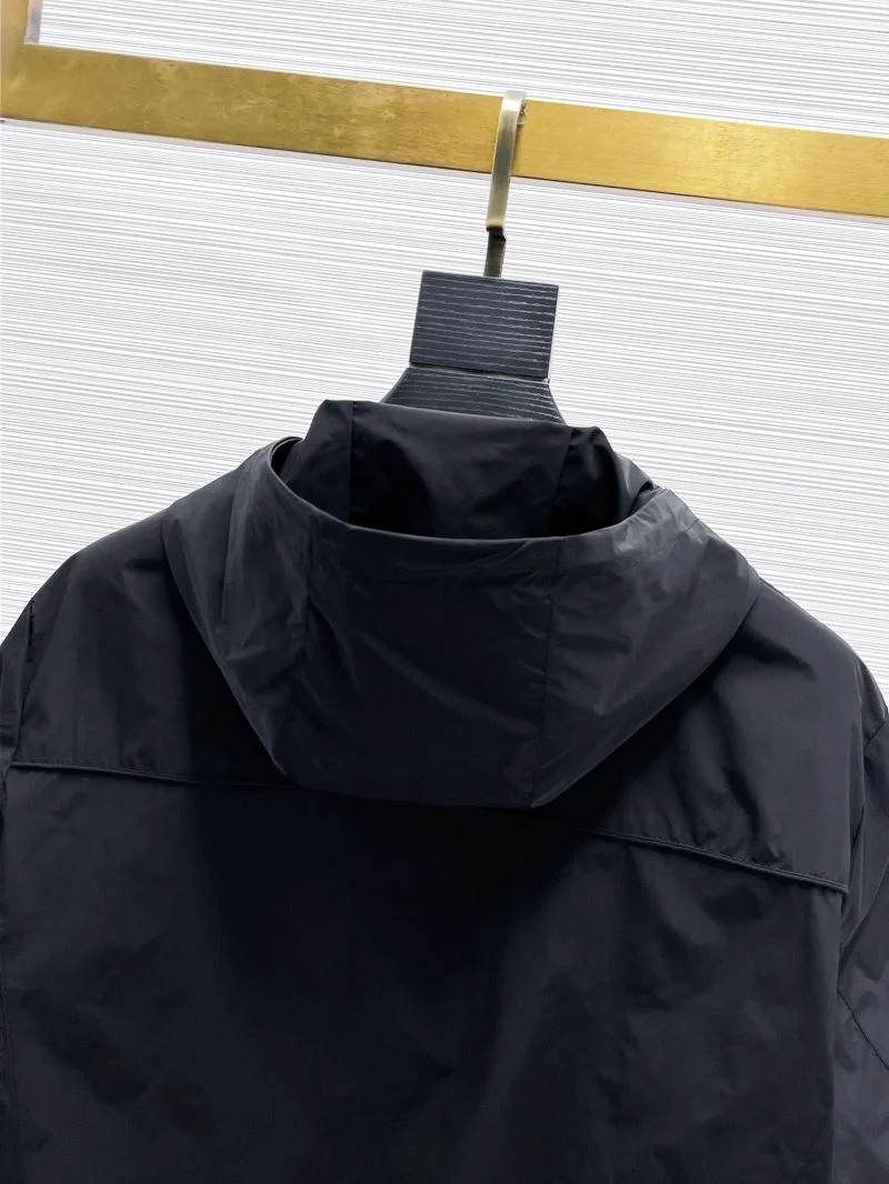 Prada Outwear Efficient 168108