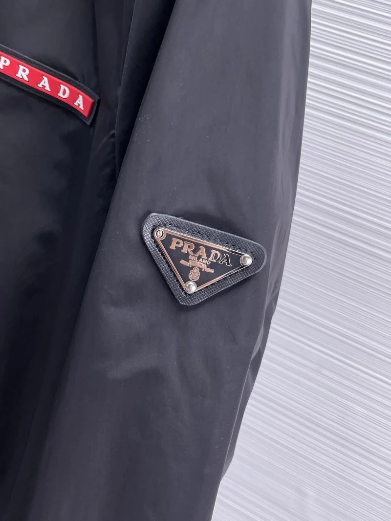 RelaxedFit Prada Outwear 168099