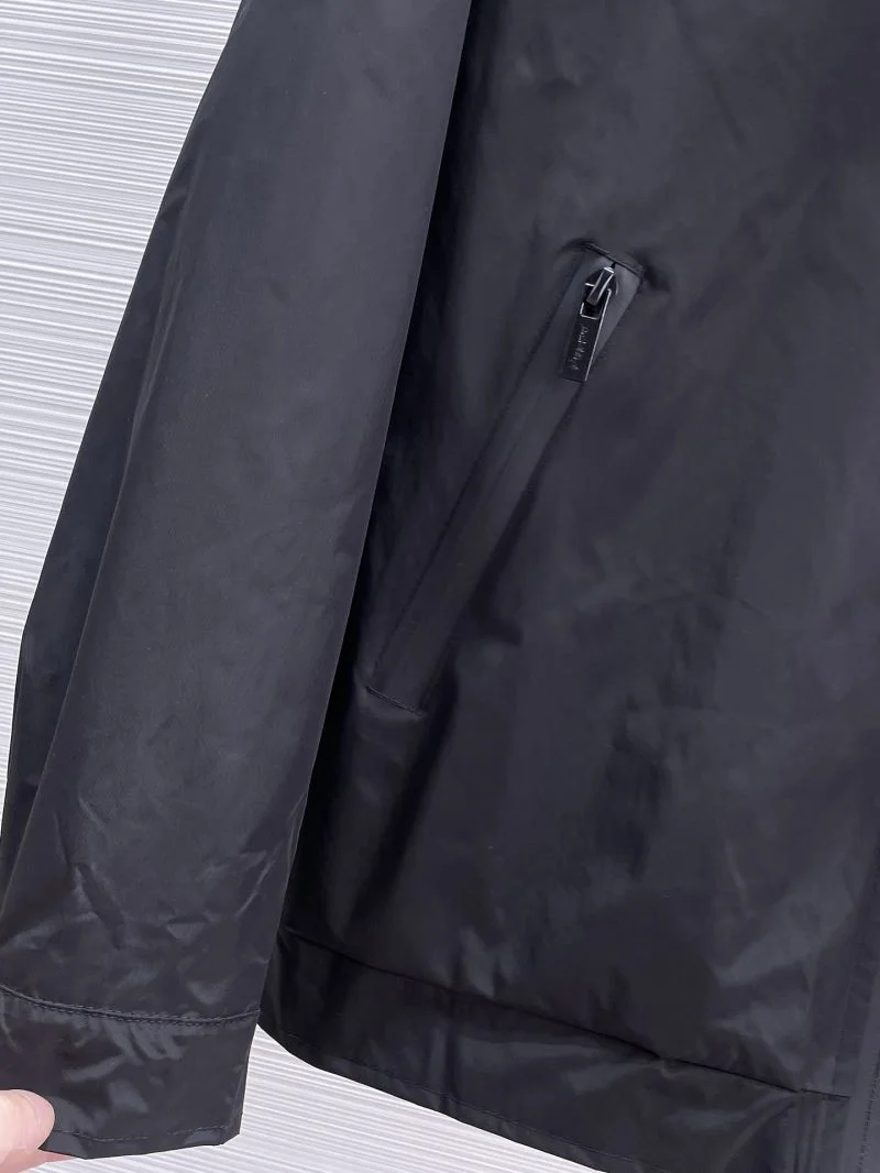 RelaxedFit Prada Outwear 168099