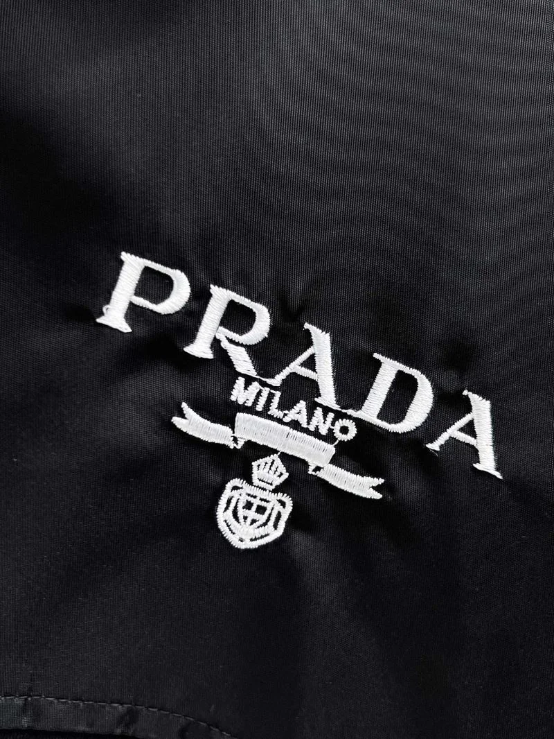 Prada Outwear MultiPurpose 168104