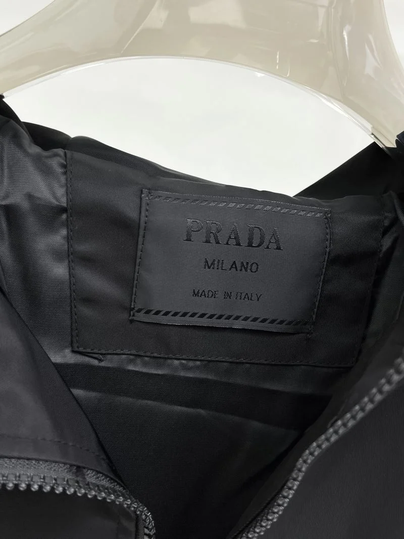 Prada Outwear MultiPurpose 168104