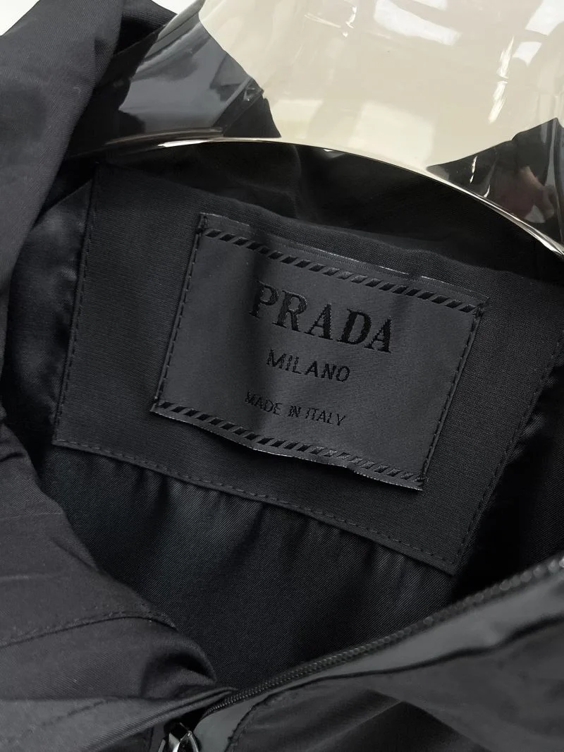Prada Outwear Bright 168080