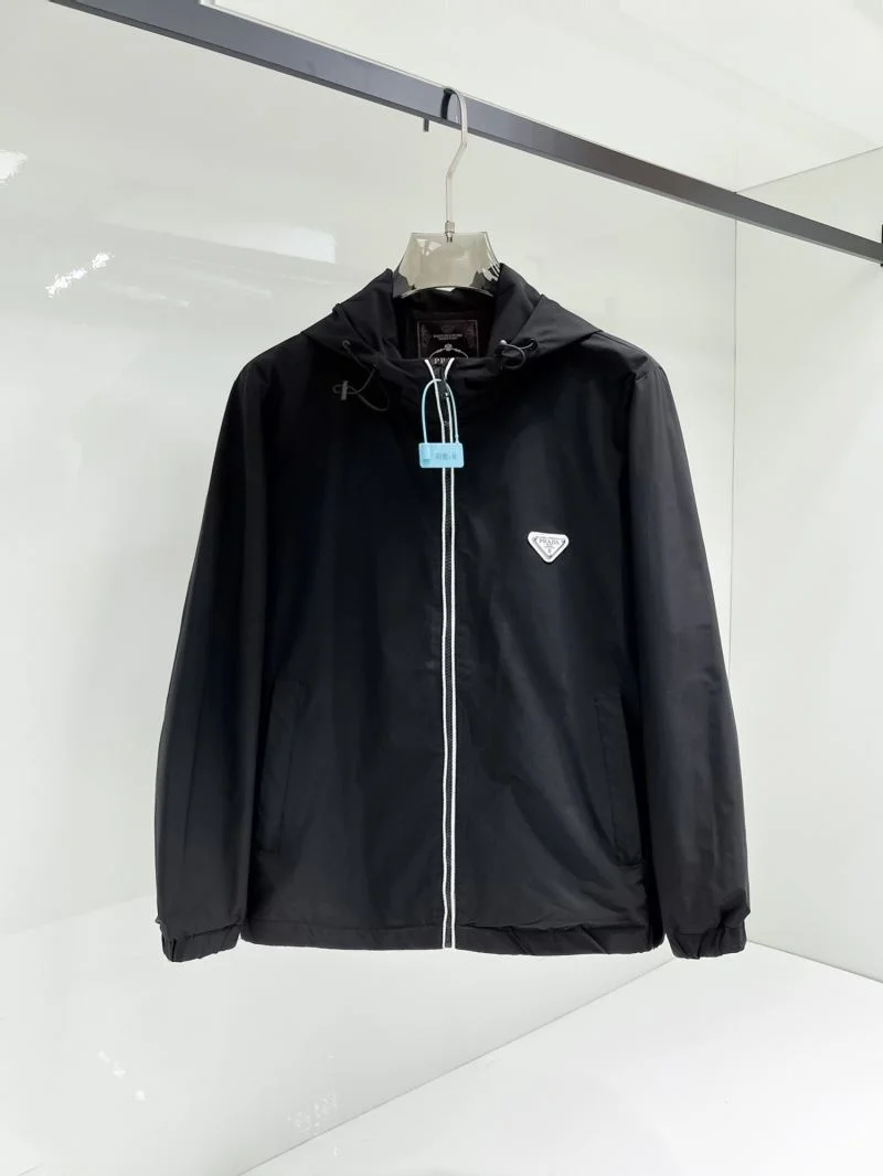Original Prada Outwear 168078