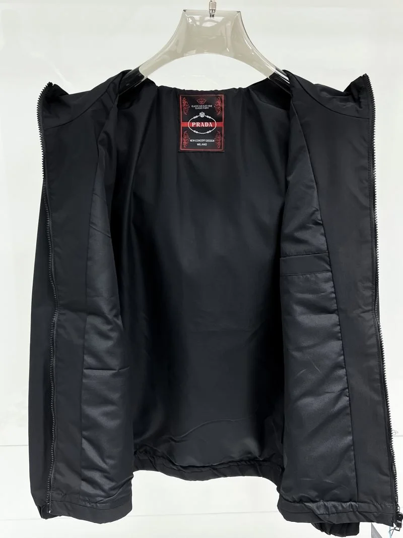 Original Prada Outwear 168078