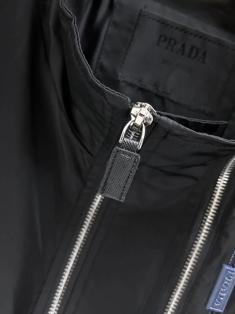 Prada Outwear DailyWear 168076