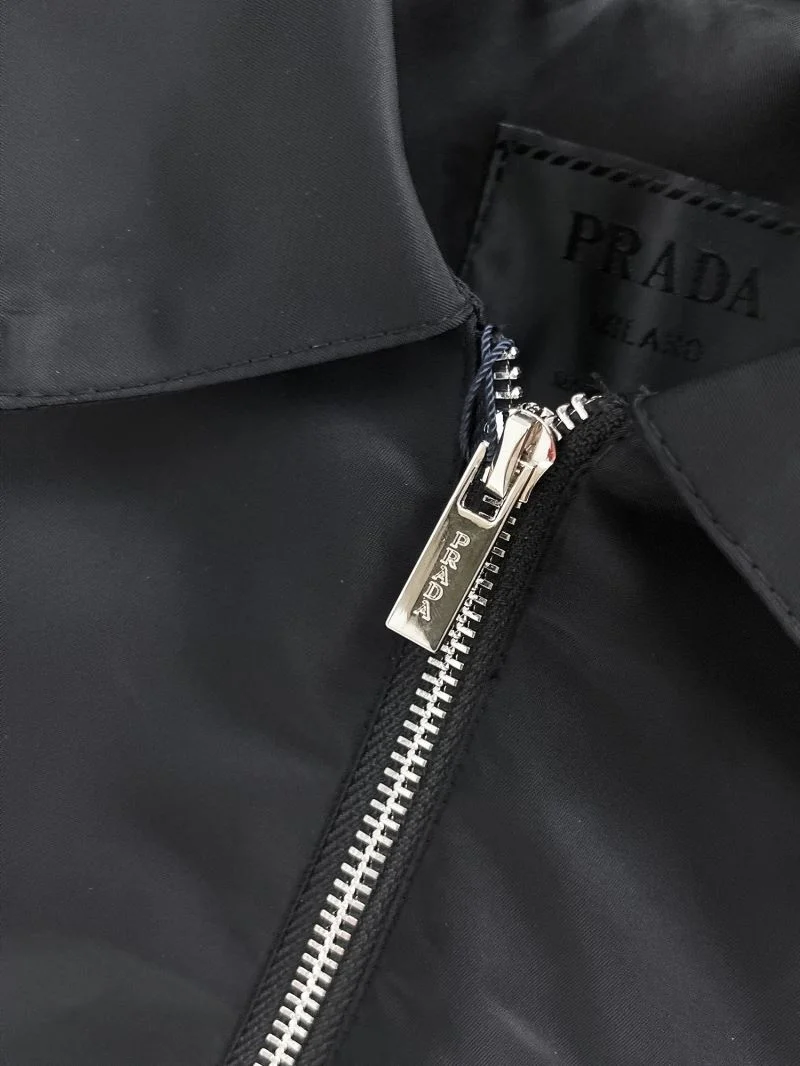 Prada Outwear Vibrant 168091