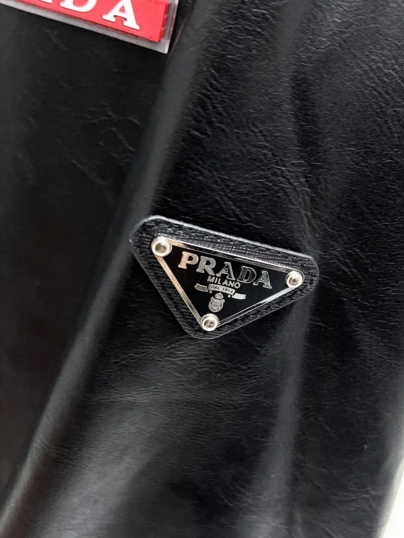 Prada Outwear OnTrend 168074