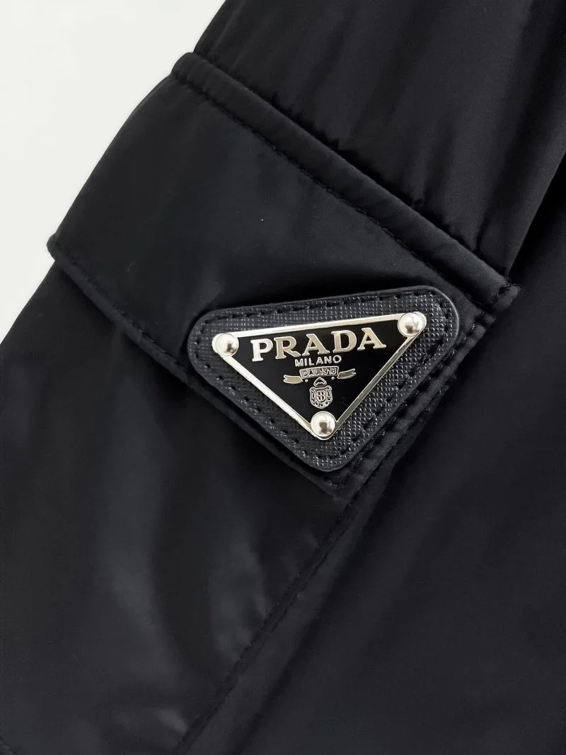 Prada Outwear Comfortable 168070