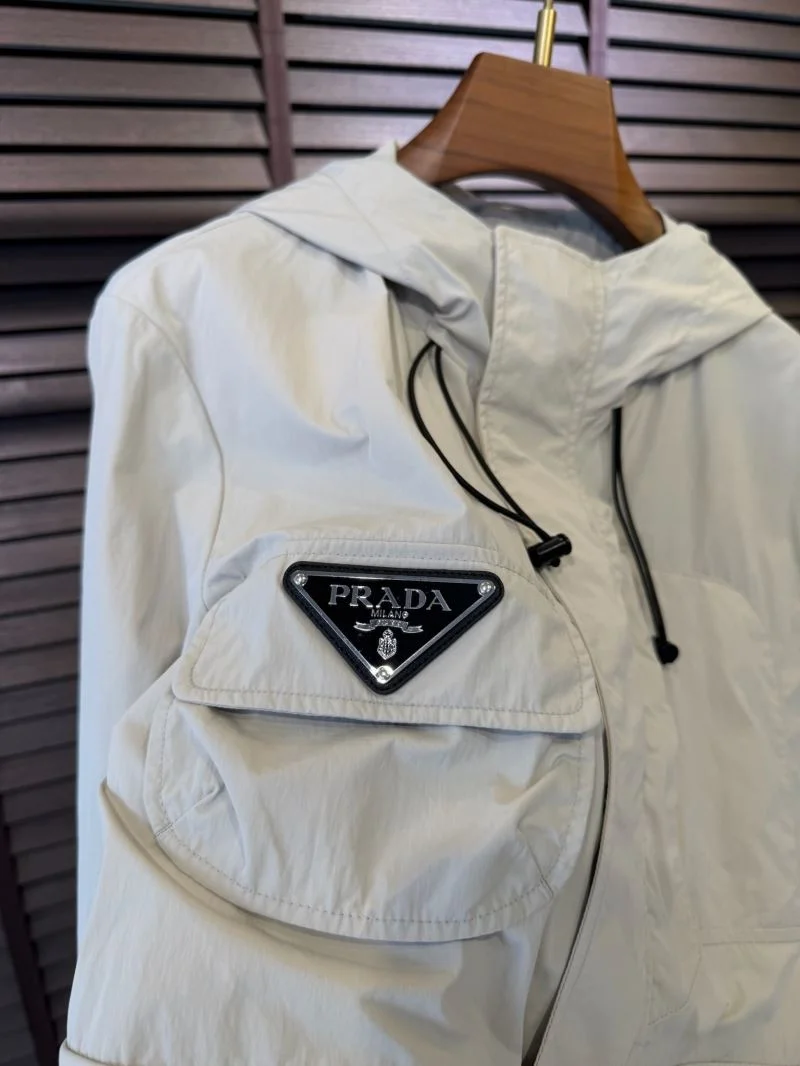 Prada Outwear GoodFit 168061