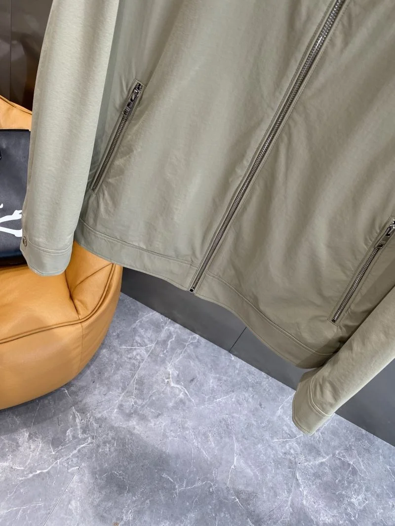 ModernLook Prada Outwear 168058