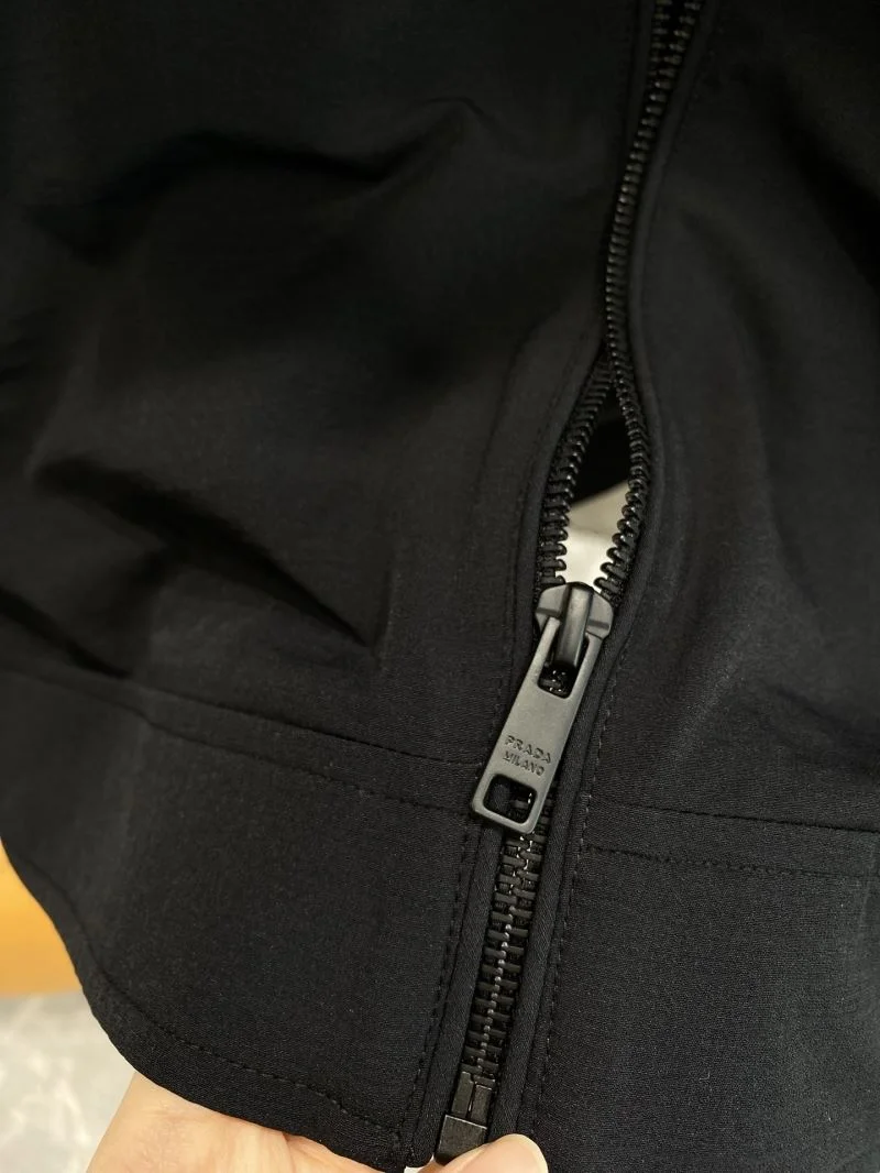 FreshLook Prada Outwear 168057