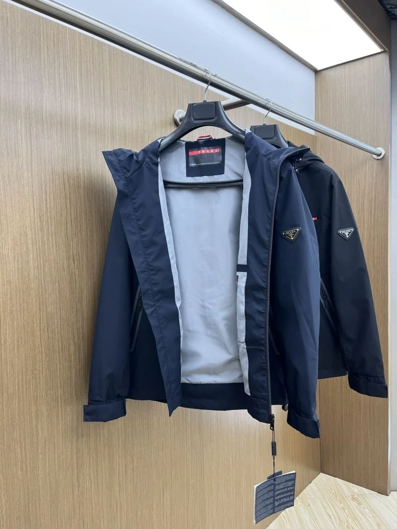 MoistureWicking Prada Outwear 168063