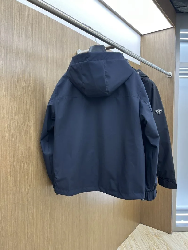 MoistureWicking Prada Outwear 168063