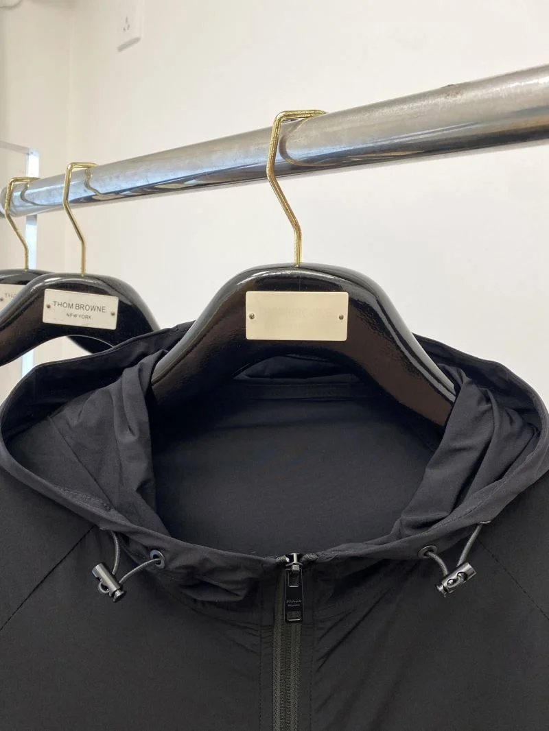 Practical Prada Outwear 168053