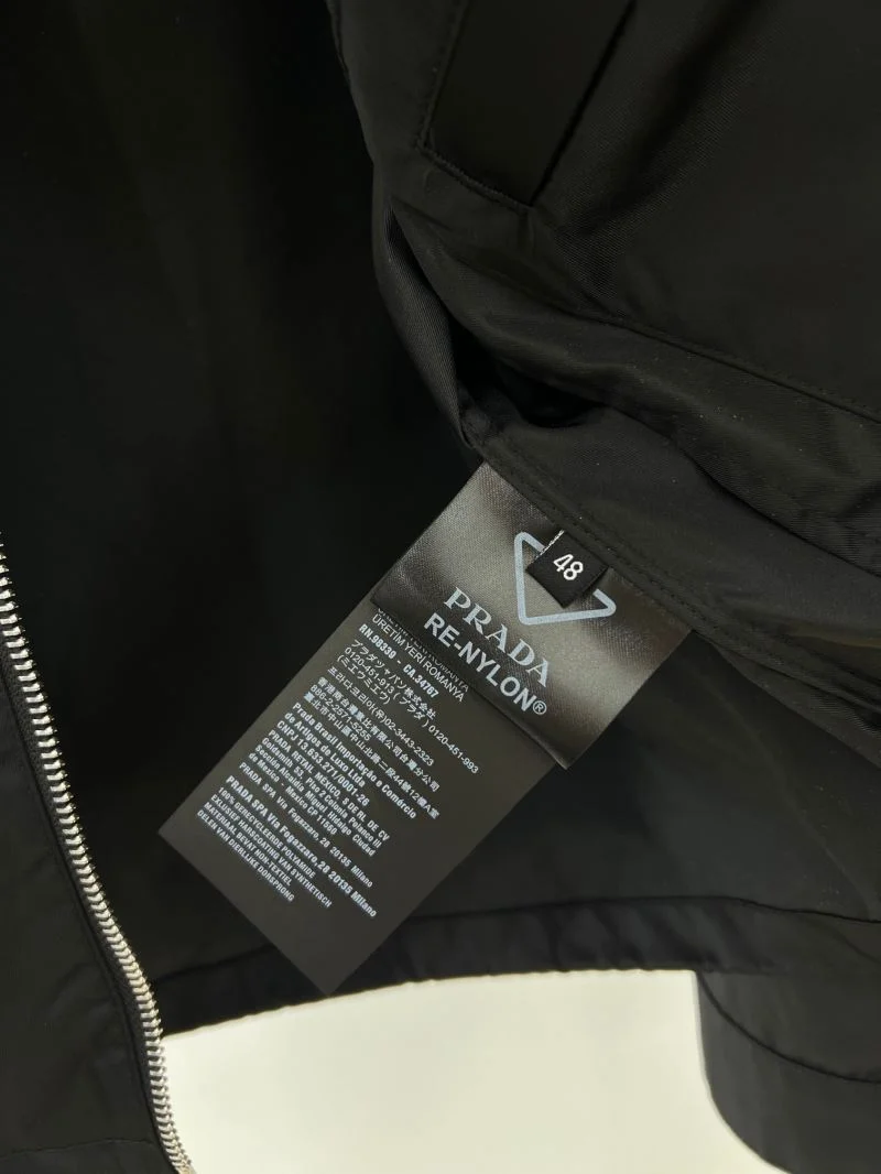 Prada Outwear DailyWear 168051