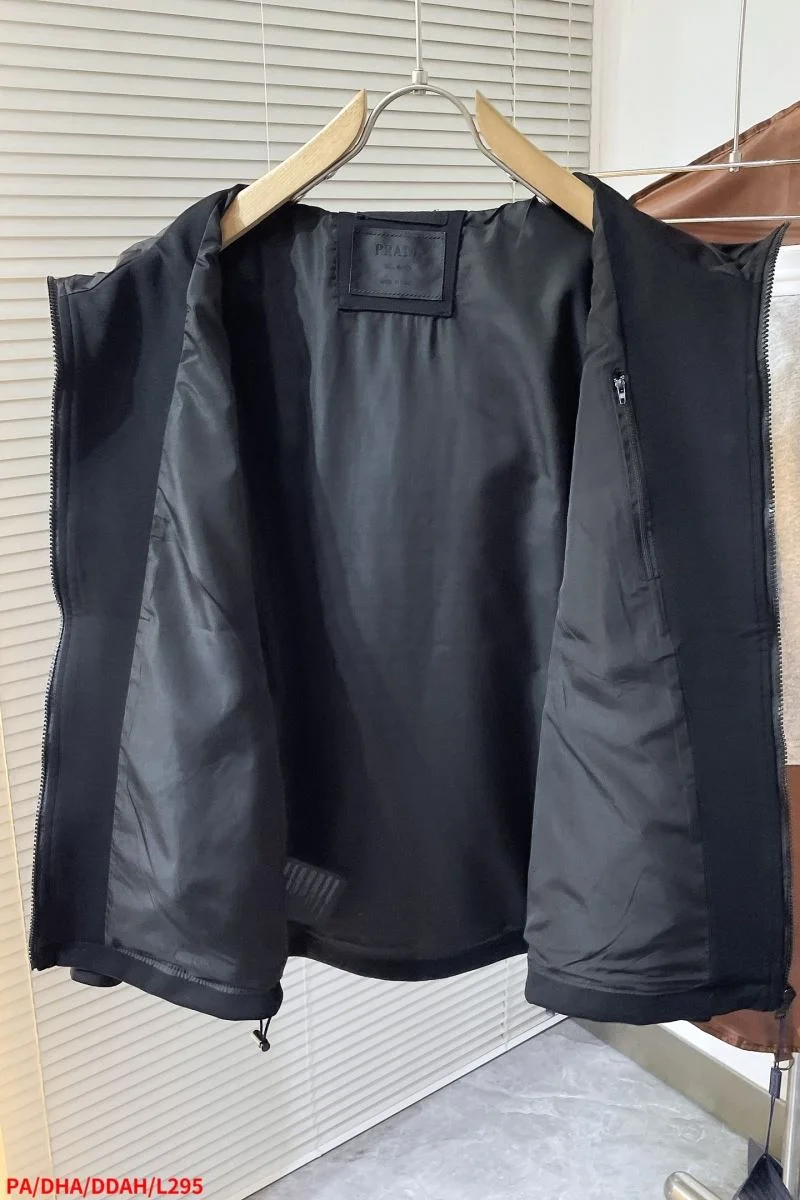 Prada Outwear TravelReady 168050