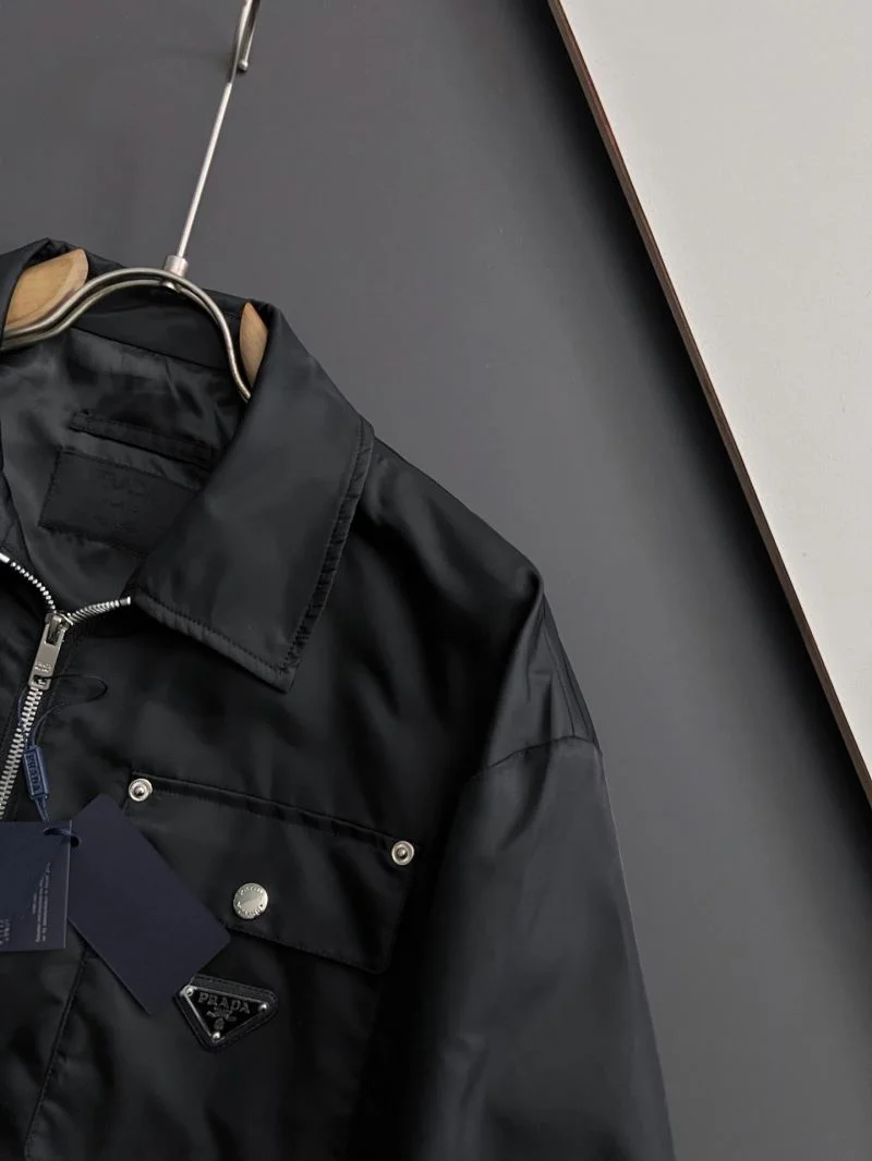 Prada Outwear Sophisticated 168046