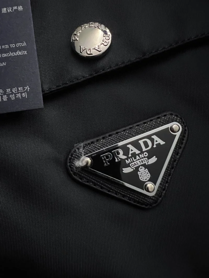Prada Outwear Sophisticated 168046