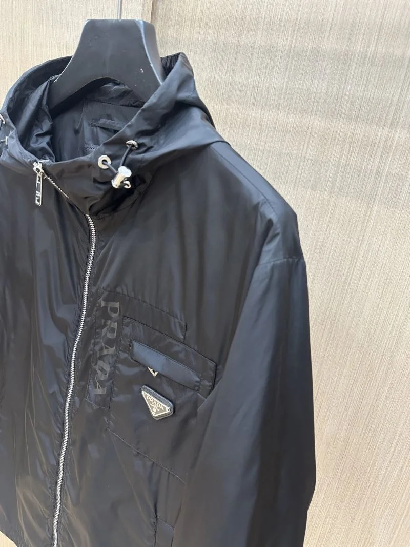 Prada Outwear Fashionable 168044