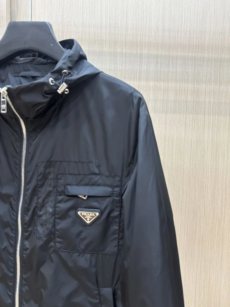 Prada Outwear Fashionable 168044