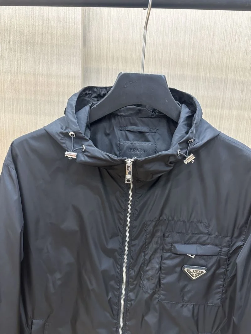 Prada Outwear Fashionable 168044