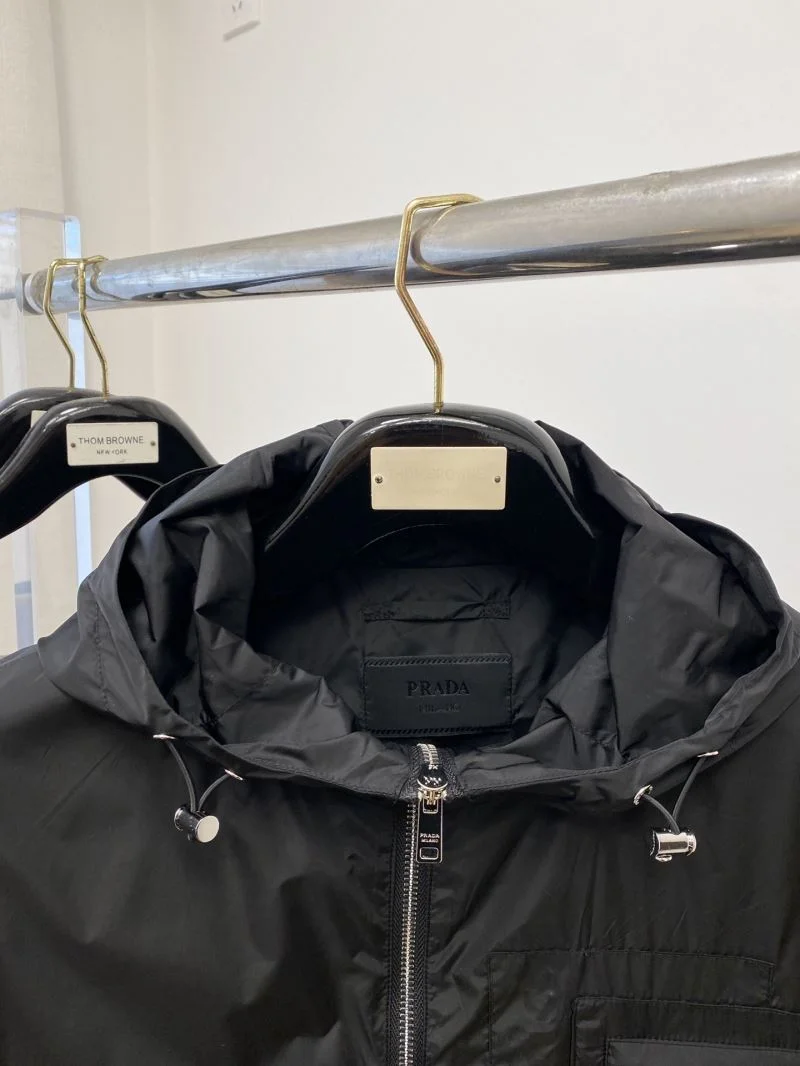 Lightweight Prada Outwear 168032