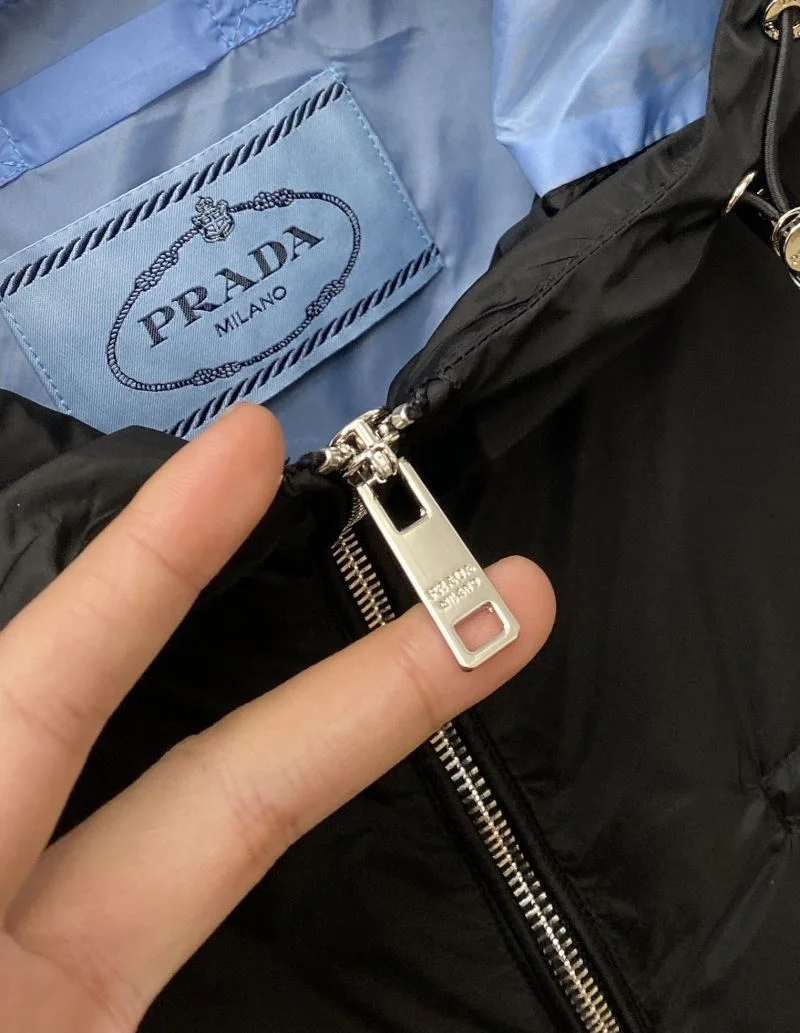 Prada Outwear Bright 168048