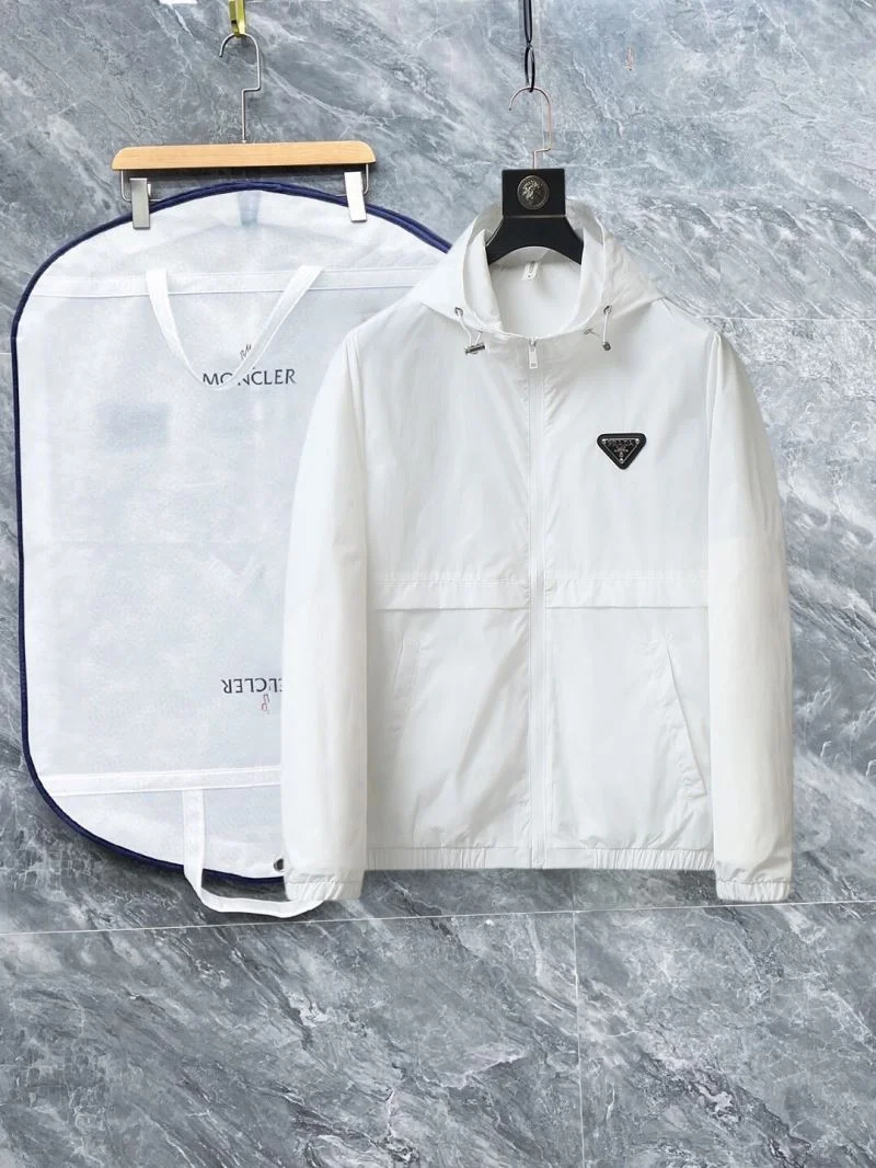 DailyWear Prada Outwear 168033