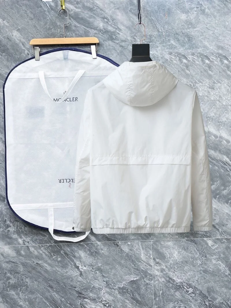 DailyWear Prada Outwear 168033