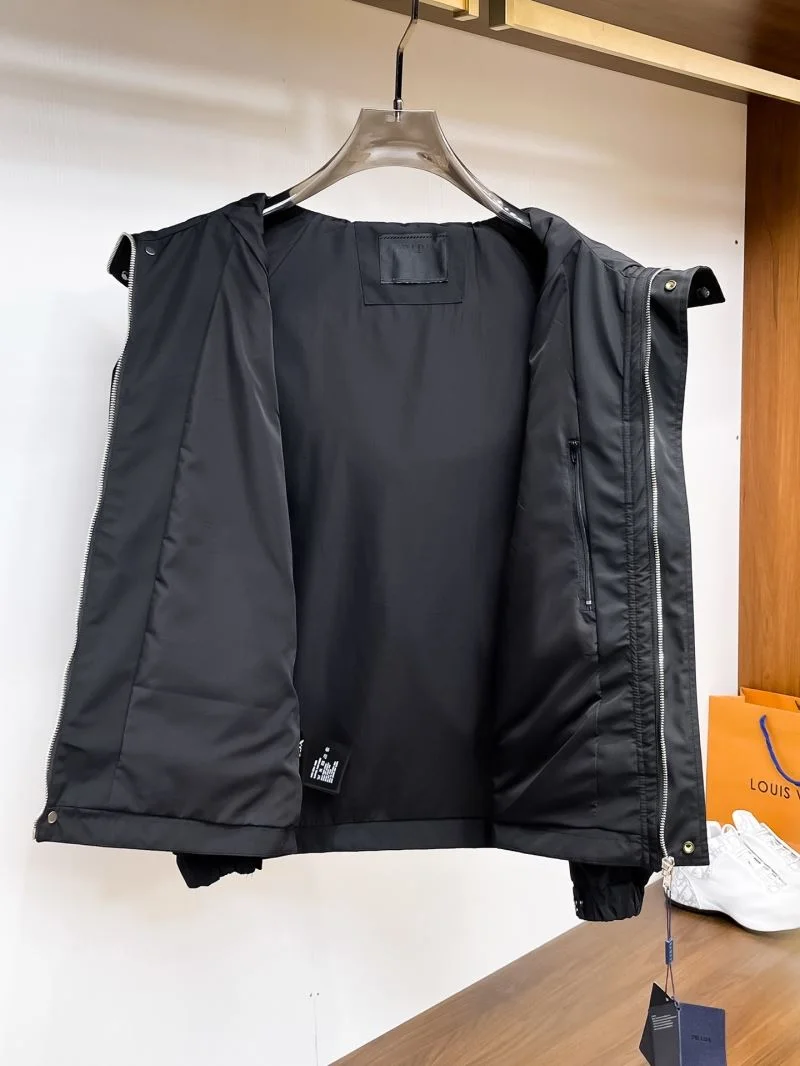 Stylish Prada Outwear 168038