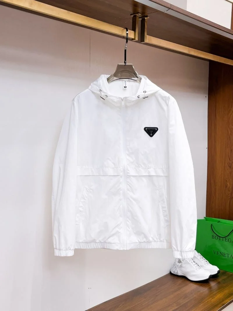 Prada Outwear ZipUp 168029