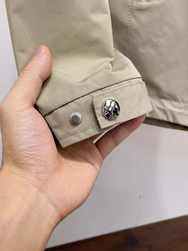 WeatherProof Prada Outwear 168027