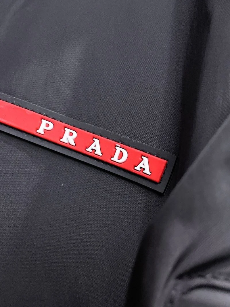 Prada Outwear ComfortFit 168015
