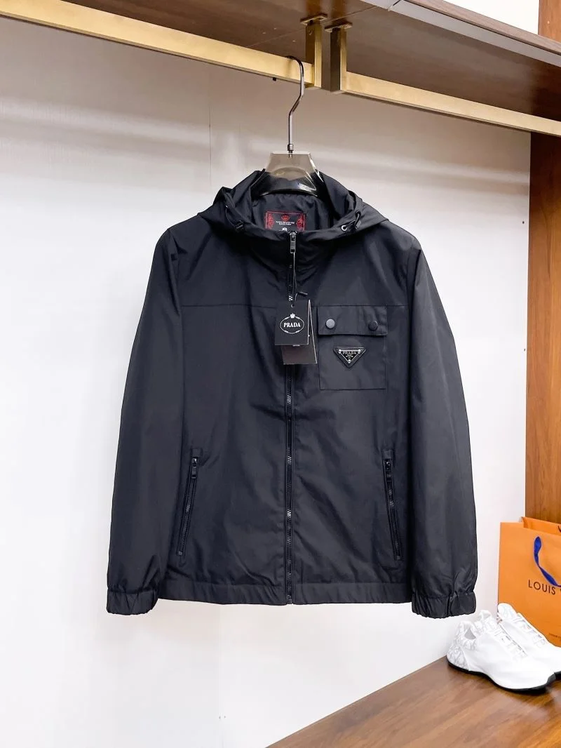 HighPerformance Prada Outwear 168014
