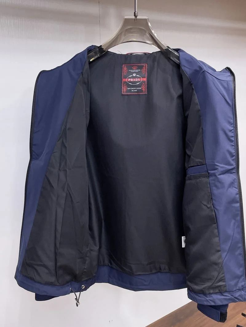 Prada Outwear Breathable 168012