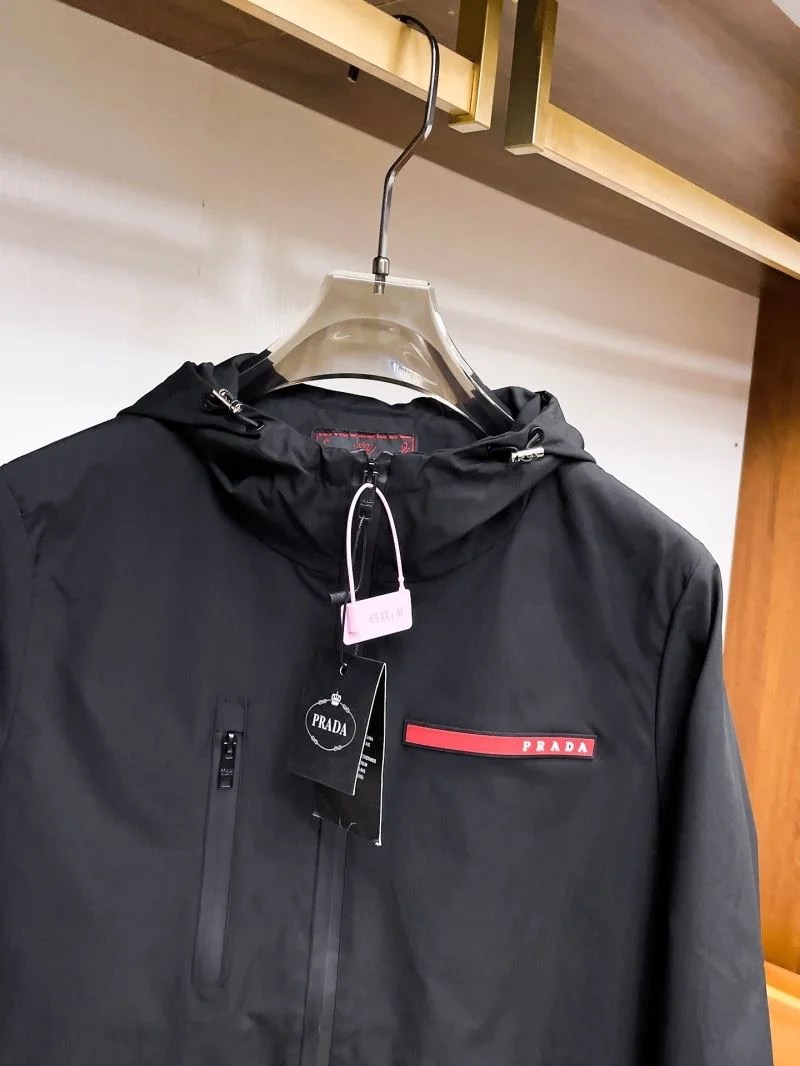 ZeroBulk Prada Outwear 168054