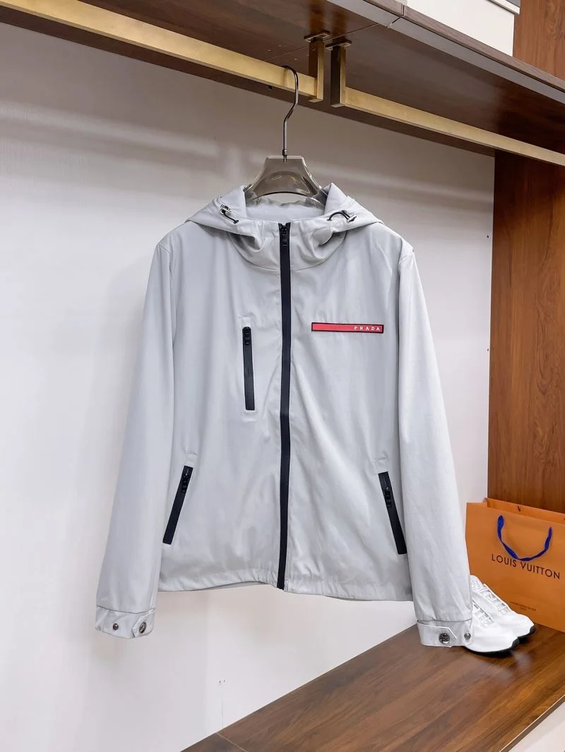 Lightweight Prada Outwear 168008