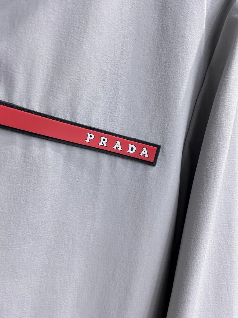Lightweight Prada Outwear 168008