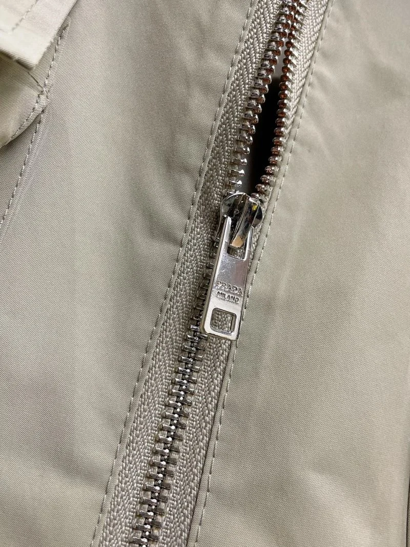 Prada Outwear Snug 168007