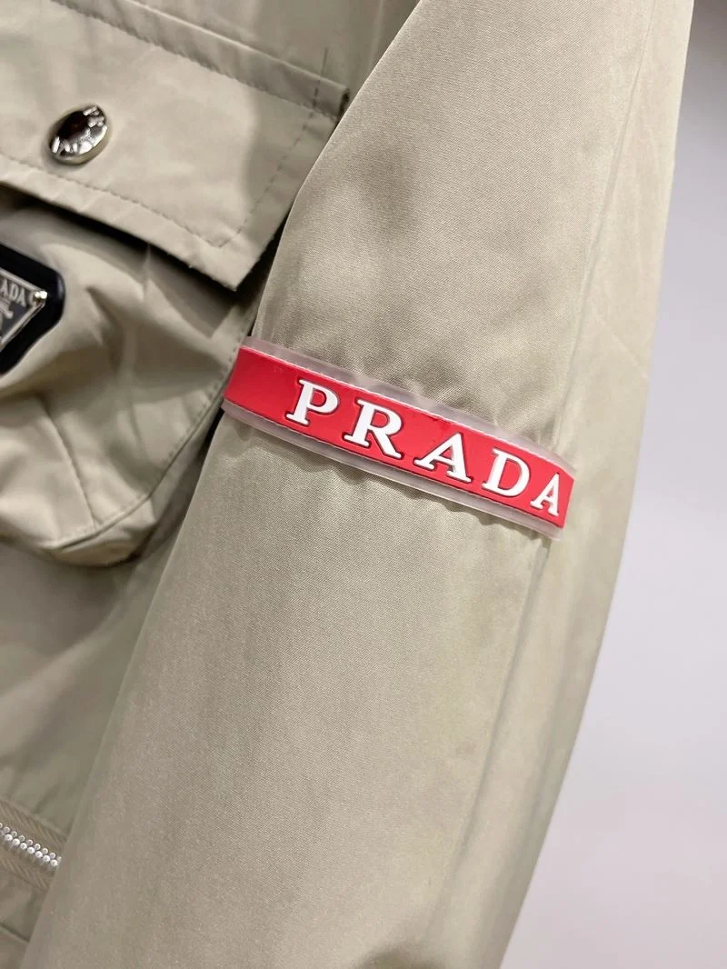 Prada Outwear Snug 168007