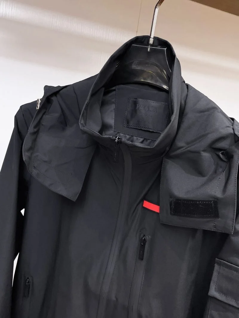 Supportive Prada Outwear 168006
