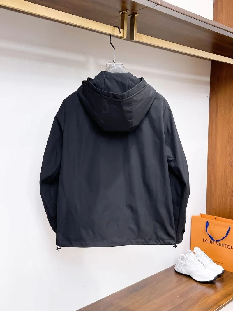 Comfortable Prada Outwear 168004